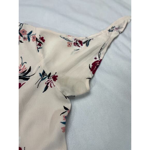 ASTR The Label Cream Red Floral Button Front Ruffle Mini Dress Size Small - Picture 10 of 14